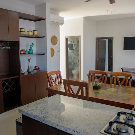 2Br/2Ba Condo 1 Block To Ocean! - Unit 6 Mazatlan Ngoại thất bức ảnh