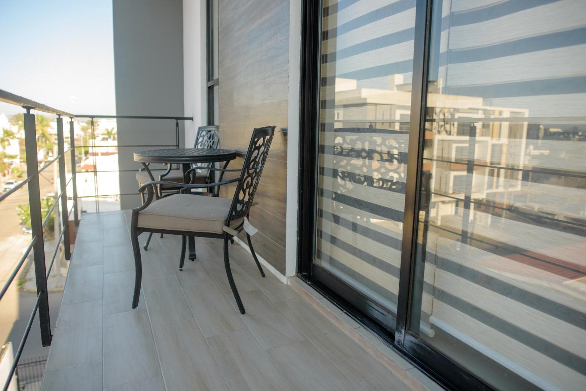 2Br/2Ba Condo 1 Block To Ocean! - Unit 6 Mazatlan Ngoại thất bức ảnh
